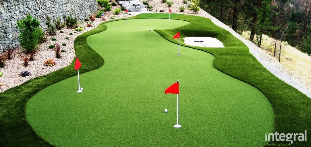 Artificial Grass Mini Golf
