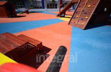 How Should Children's Playgrounds Be? Importance of Rubber Floors!