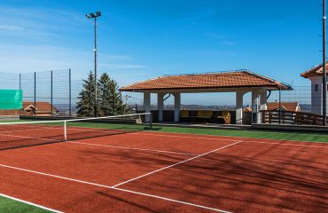 grass-tennis-courts